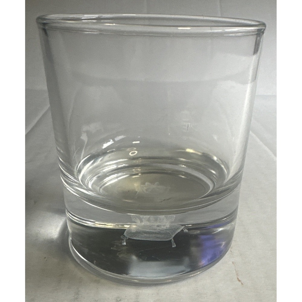 Crown Royal Whisky Hologram Cocktail Glass 8 ozโ 3-5/8" Tall. 3-1/8" Diameter